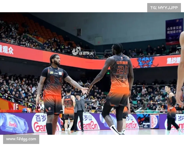 邱彪透露球队已与克里斯续约 其他外援名单尚未确定